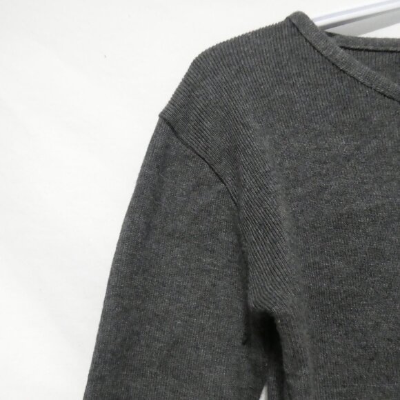 GARAGE CLOTHING CO. | large | Cropped Grey Cardigan | Made In Canada 🟥🍁🟥 - Picture 3 of 16